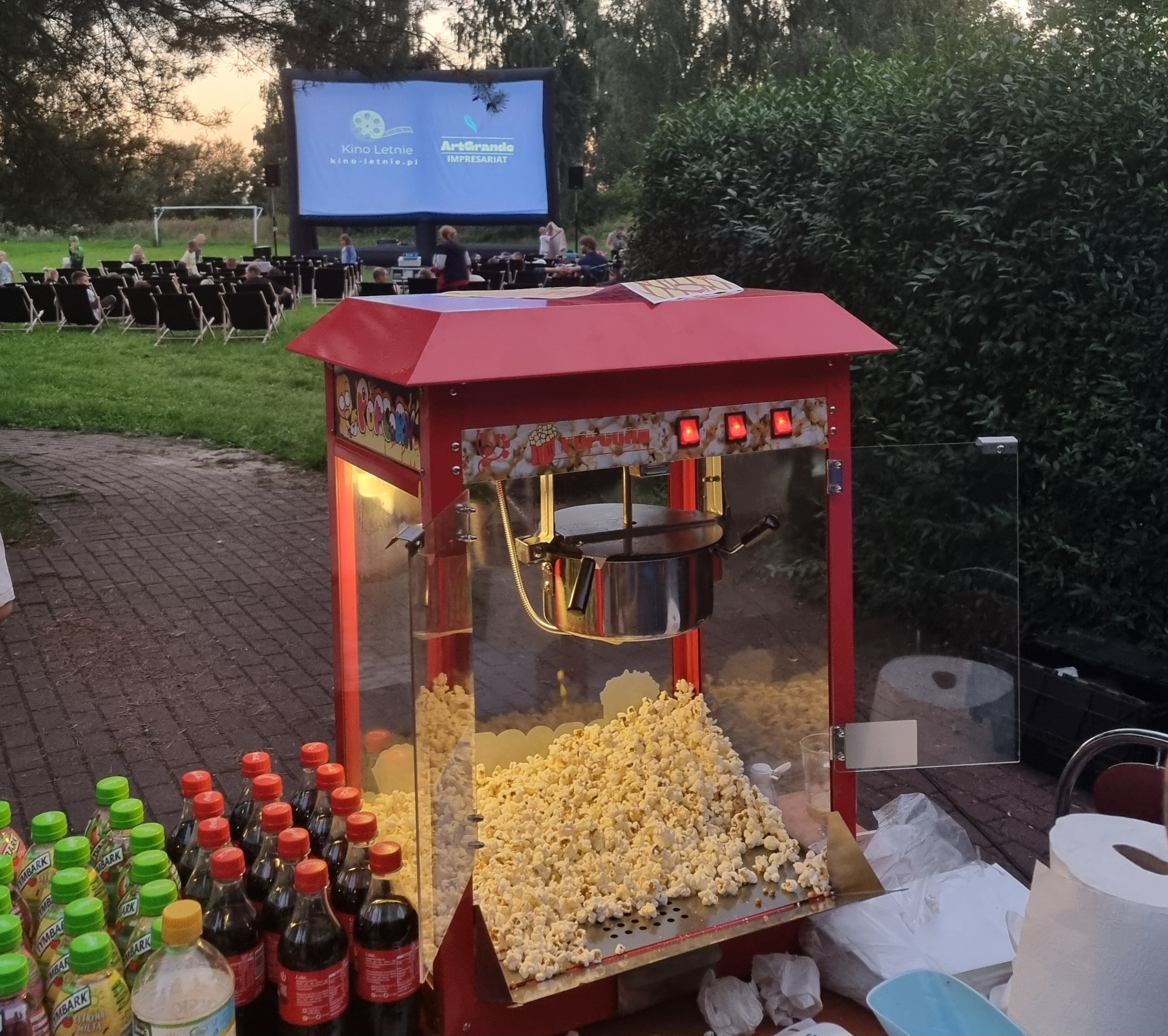 Kino plenerowe w mieście